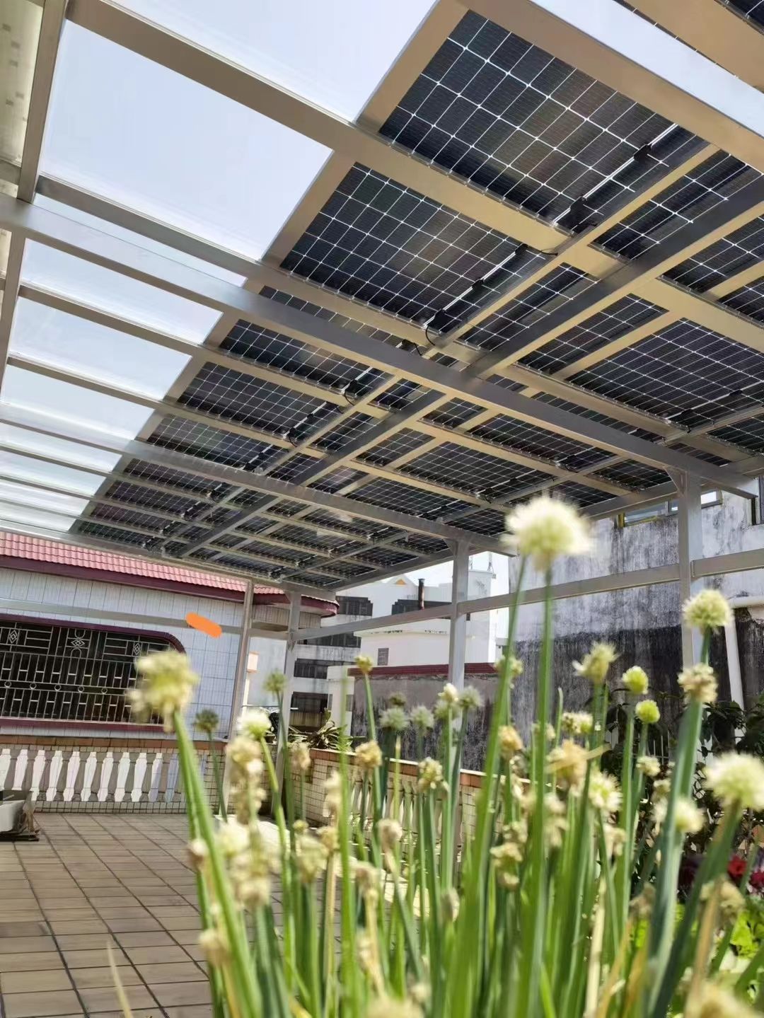 沁阳别墅家用屋顶太阳能发电系统安装